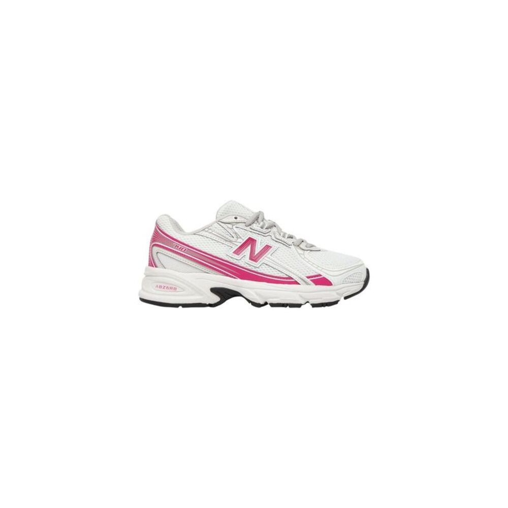 New Balance White Synthetic Athletic Women's Sneakers